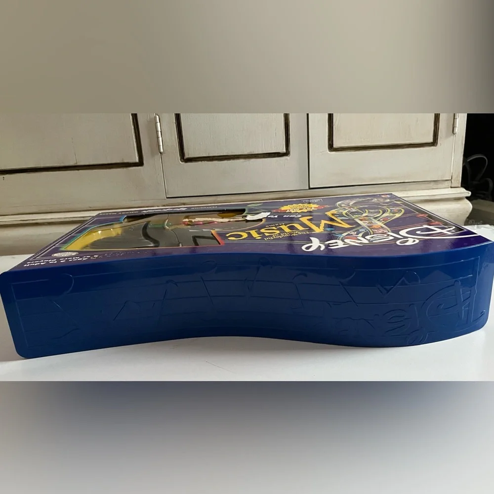 New Disney: The Wonderful World of Music Game Trivia cards, musical interactive